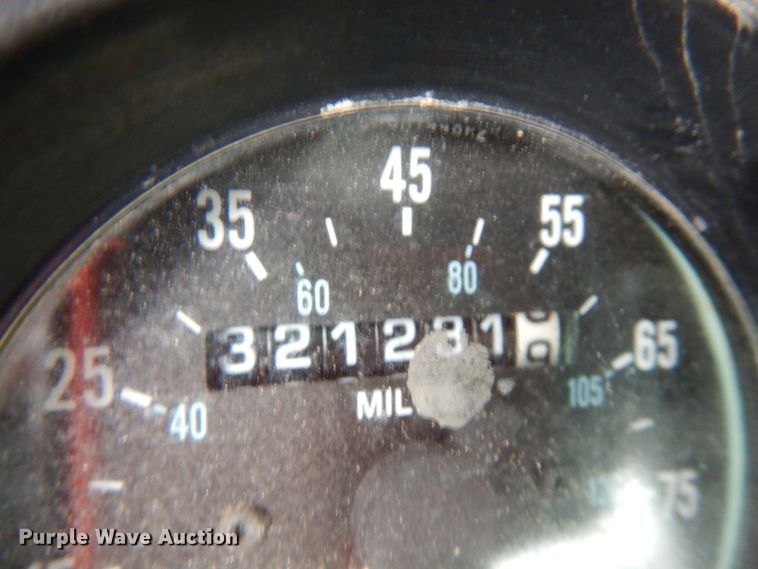 image for item HD9238 1999 Mack RD  ready mix truck