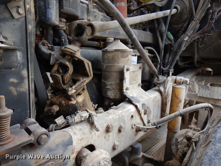 image for item HD9238 1999 Mack RD  ready mix truck