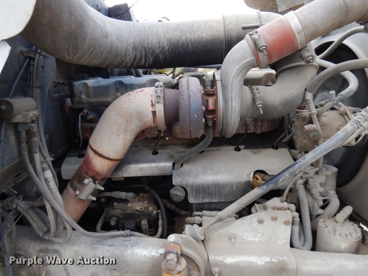 image for item HD9238 1999 Mack RD  ready mix truck