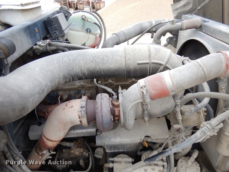 image for item HD9238 1999 Mack RD  ready mix truck