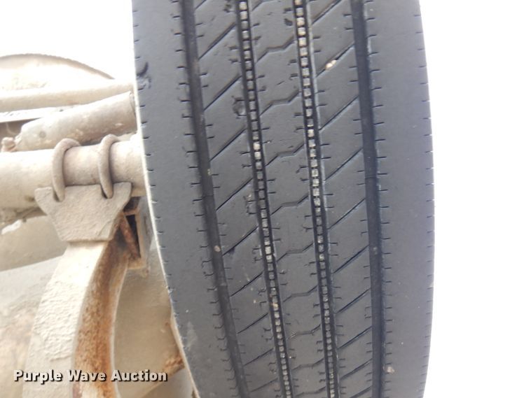 image for item HD9238 1999 Mack RD  ready mix truck