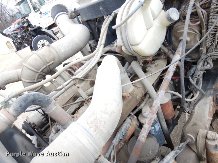 image for item HD9239 1997 Mack RD690S  ready mix truck