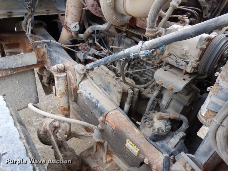 image for item HD9239 1997 Mack RD690S  ready mix truck