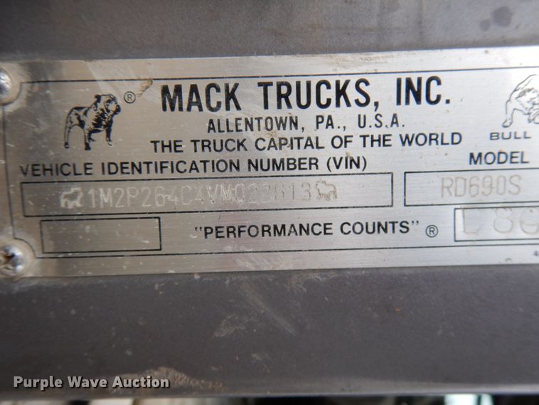 image for item HD9239 1997 Mack RD690S  ready mix truck