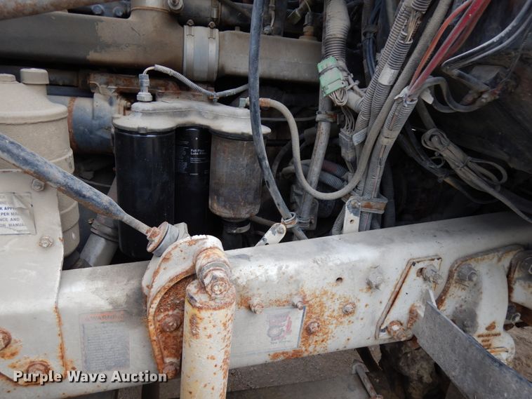 image for item HD9241 1999 Mack RD  ready mix truck