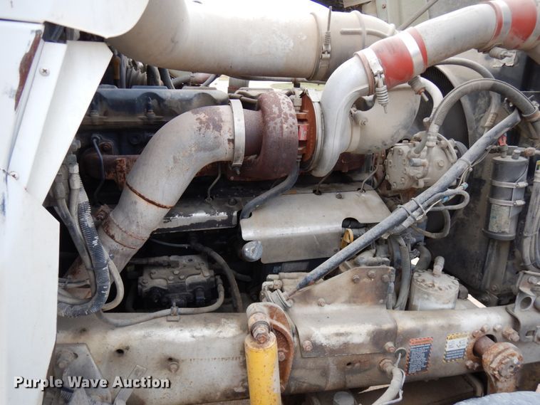 image for item HD9241 1999 Mack RD  ready mix truck