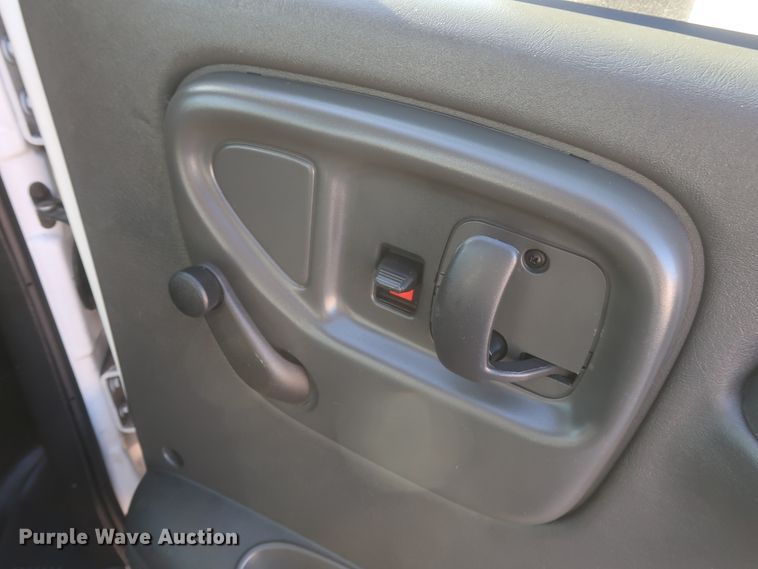 image for item HK9608 2009 GMC C5500  bucket truck