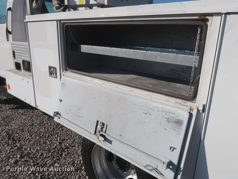 image for item HK9608 2009 GMC C5500  bucket truck