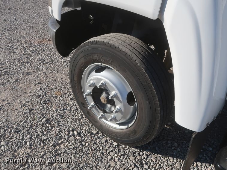 image for item HK9608 2009 GMC C5500  bucket truck