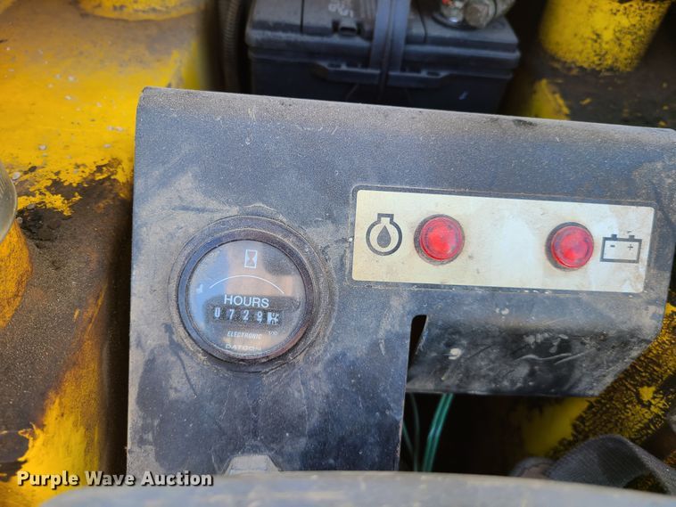 image for item HM9332 2001 Wacker RT820  trench compactor