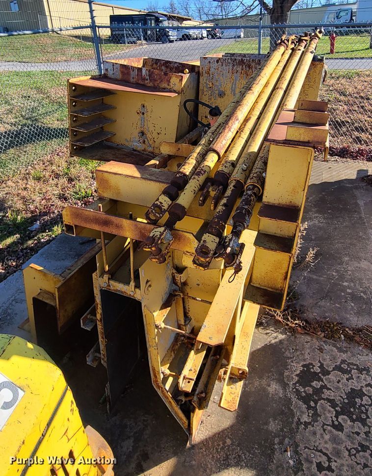 image for item HM9333 Concrete curb forms