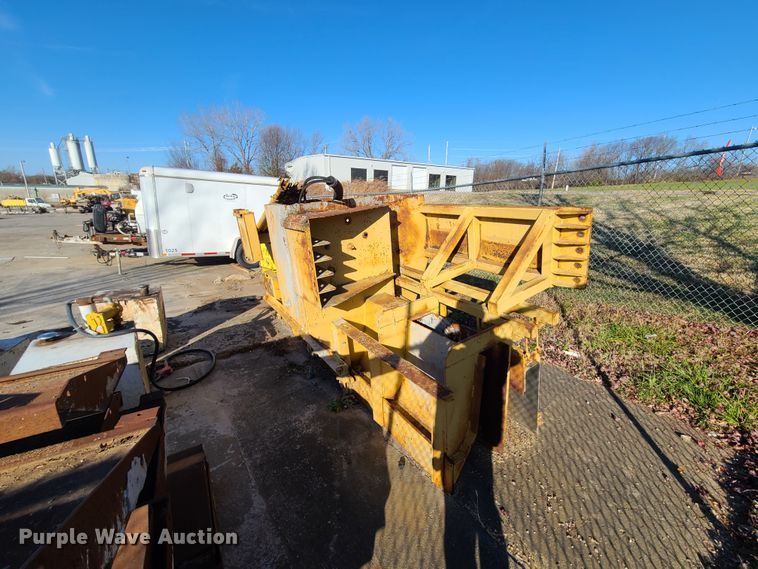 image for item HM9333 Concrete curb forms