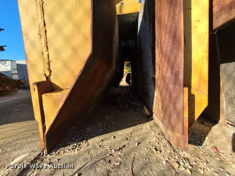 image for item HM9333 Concrete curb forms