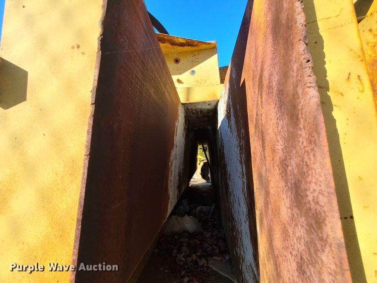 image for item HM9333 Concrete curb forms