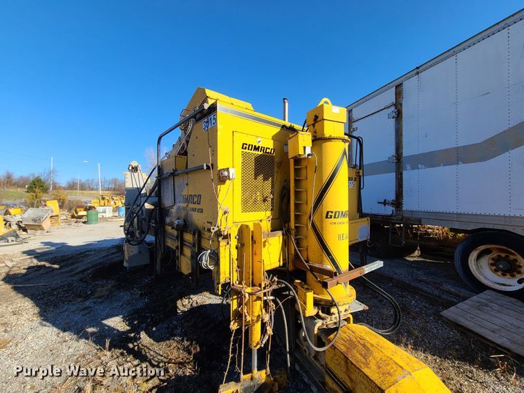 image for item HM9337 Gomaco GT6300 curb machine