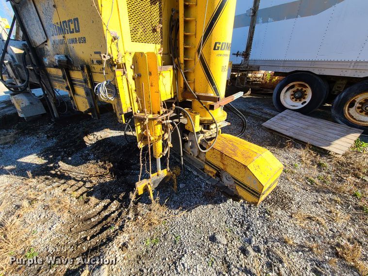 image for item HM9337 Gomaco GT6300 curb machine