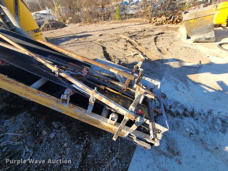 image for item HM9337 Gomaco GT6300 curb machine