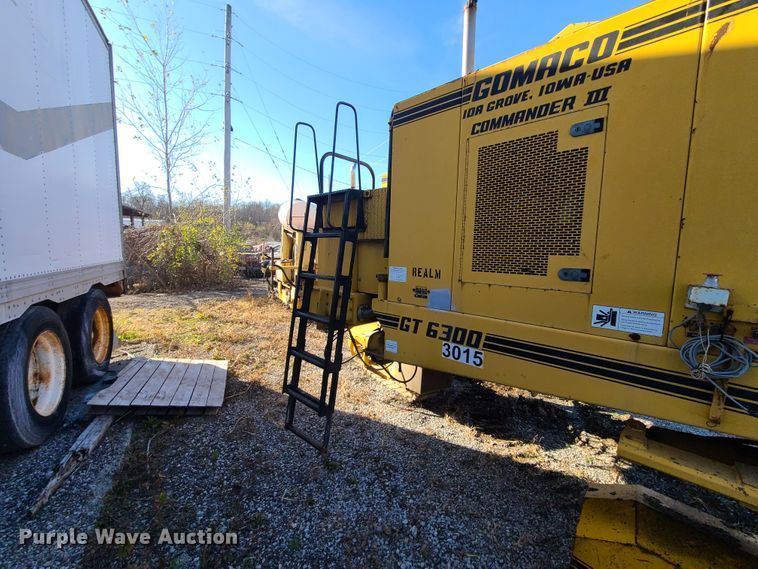 image for item HM9337 Gomaco GT6300 curb machine