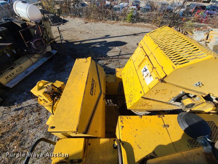 image for item HM9337 Gomaco GT6300 curb machine