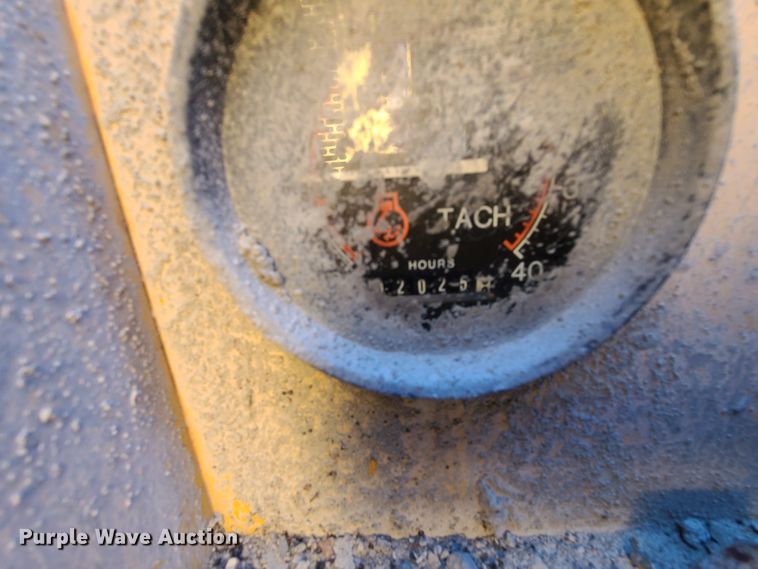 image for item HM9337 Gomaco GT6300 curb machine