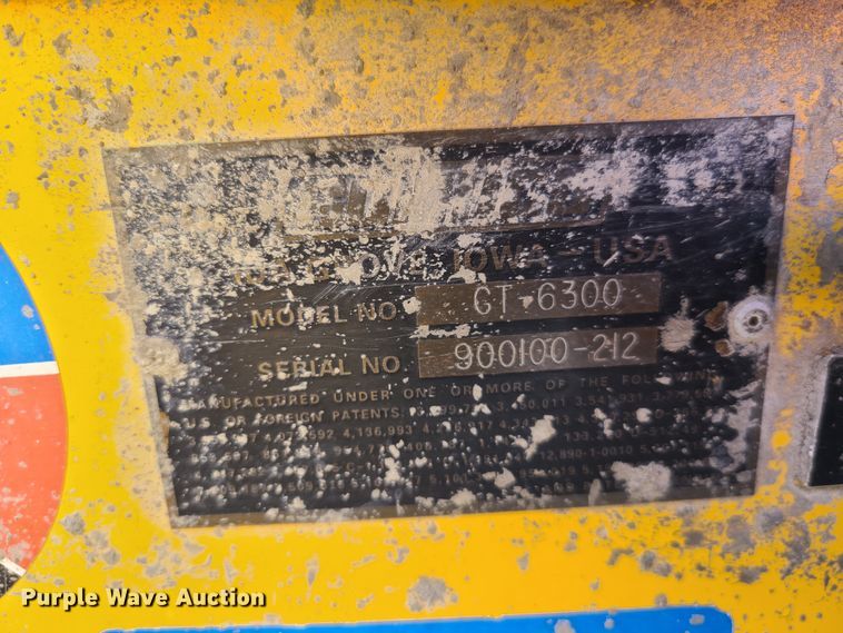 image for item HM9337 Gomaco GT6300 curb machine