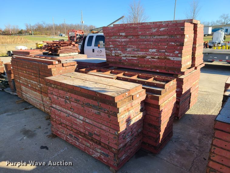 image for item HM9338 Simons concrete forms