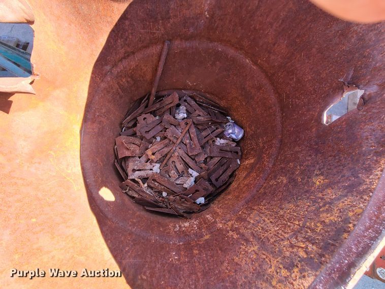 image for item HM9338 Simons concrete forms