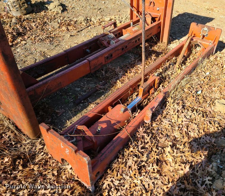 image for item HM9342 (2) Ditch Witch P80 rod pusher