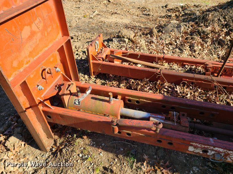 image for item HM9342 (2) Ditch Witch P80 rod pusher