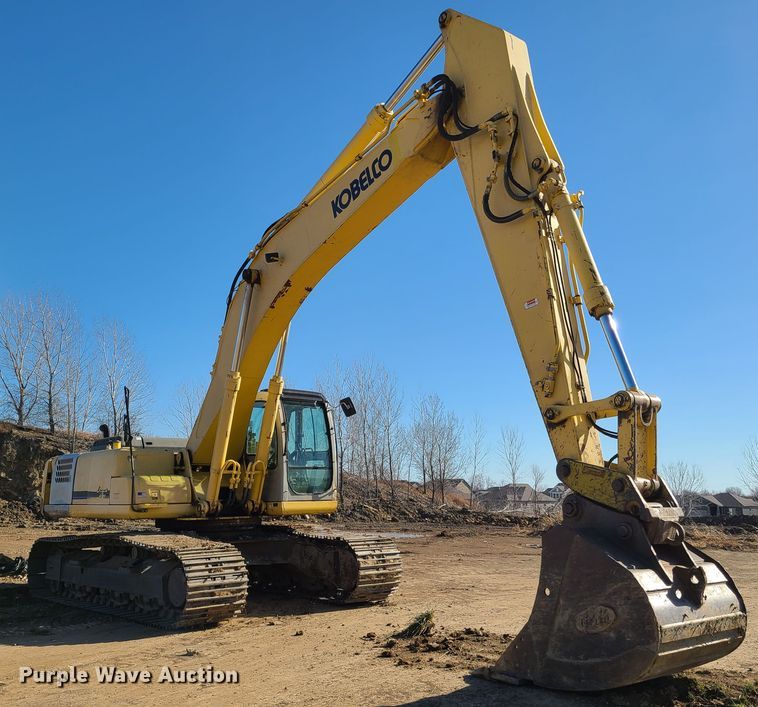 image for item HM9349 2006 Kobelco SK330LC  excavator