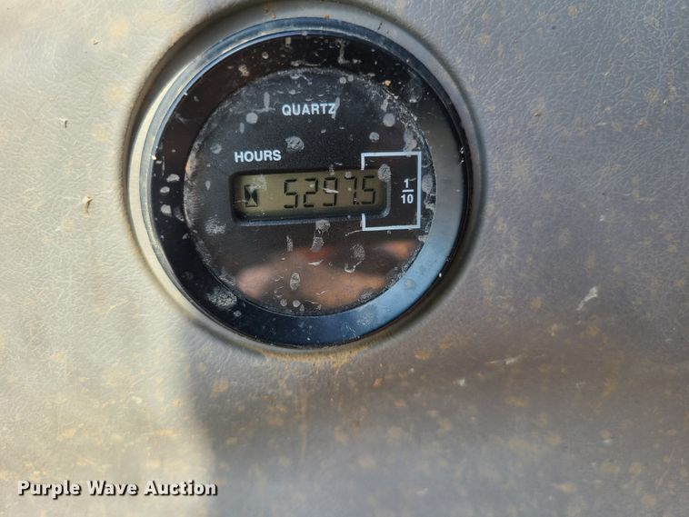 image for item HM9349 2006 Kobelco SK330LC  excavator