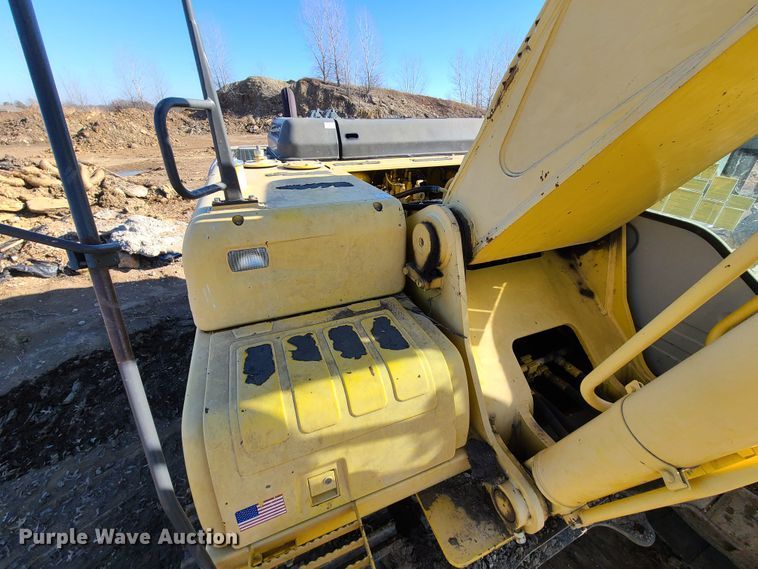 image for item HM9349 2006 Kobelco SK330LC  excavator