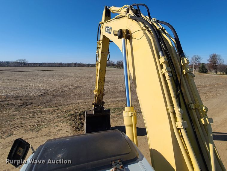 image for item HM9349 2006 Kobelco SK330LC  excavator