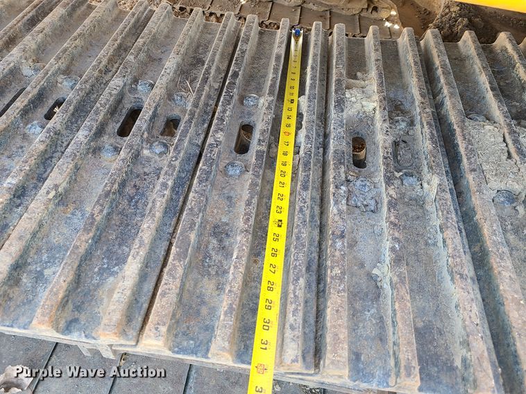 image for item HM9349 2006 Kobelco SK330LC  excavator