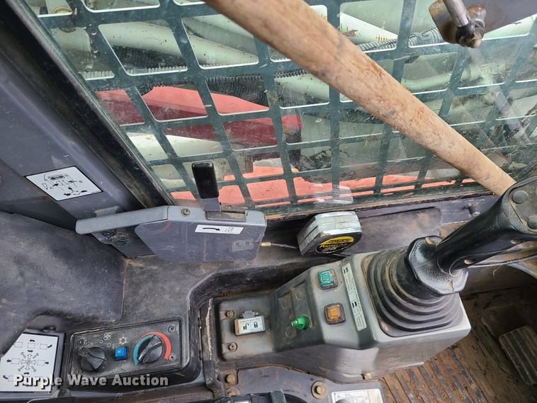 image for item HM9405 2011 Takeuchi TL250  tracked skid steer loader