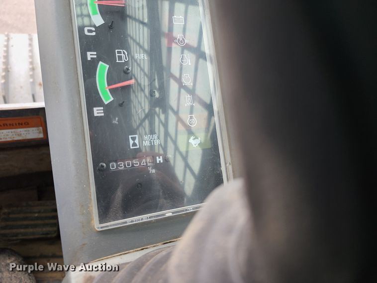 image for item HM9405 2011 Takeuchi TL250  tracked skid steer loader