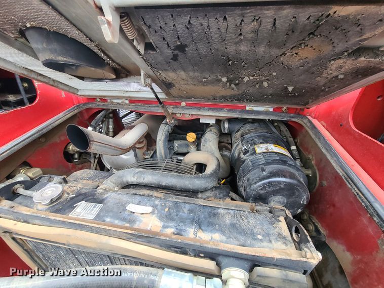 image for item HM9405 2011 Takeuchi TL250  tracked skid steer loader