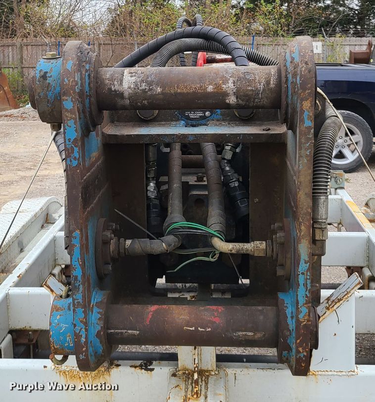 image for item HM9782 Okada 316 breaker