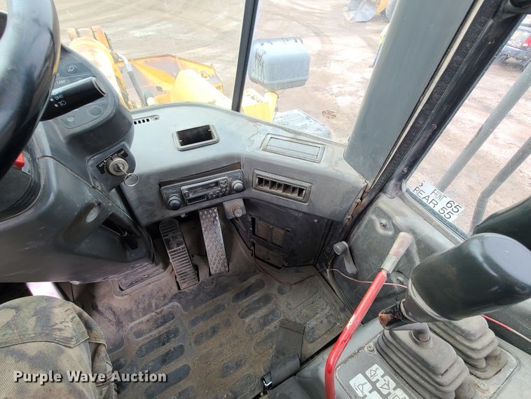image for item HM9783 1998 Komatsu WA500-3L  wheel loader