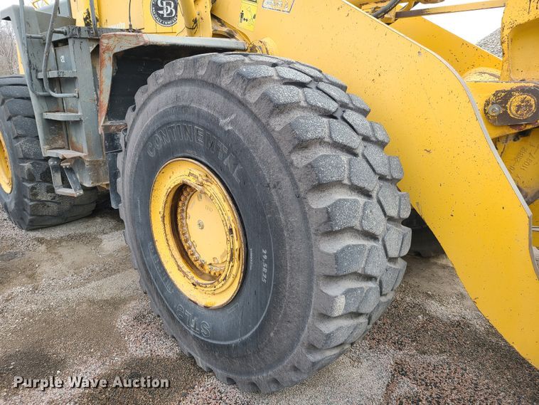 image for item HM9783 1998 Komatsu WA500-3L  wheel loader