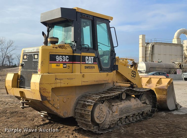image for item HM9784 2004 Caterpillar 963C  track loader