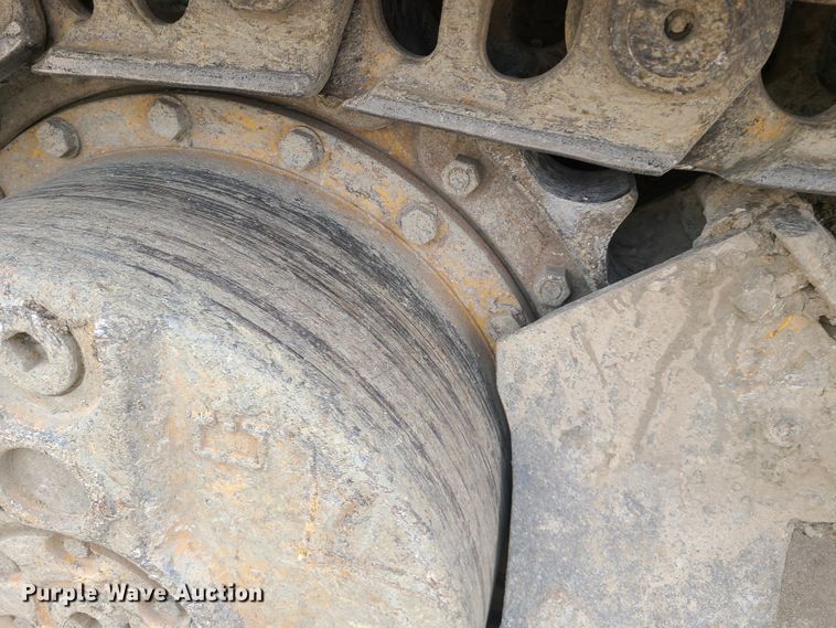 image for item HM9784 2004 Caterpillar 963C  track loader