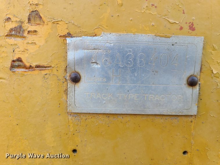 image for item HM9826 1974 Caterpillar D8H  dozer