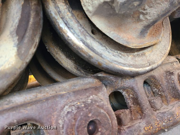 image for item HM9826 1974 Caterpillar D8H  dozer