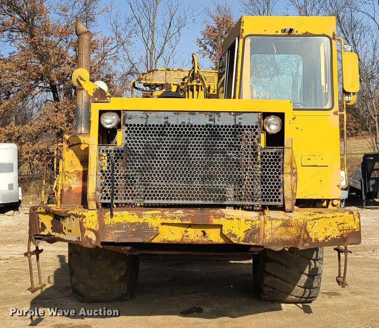 image for item HM9830 1989 Caterpillar 615C  elevating scraper