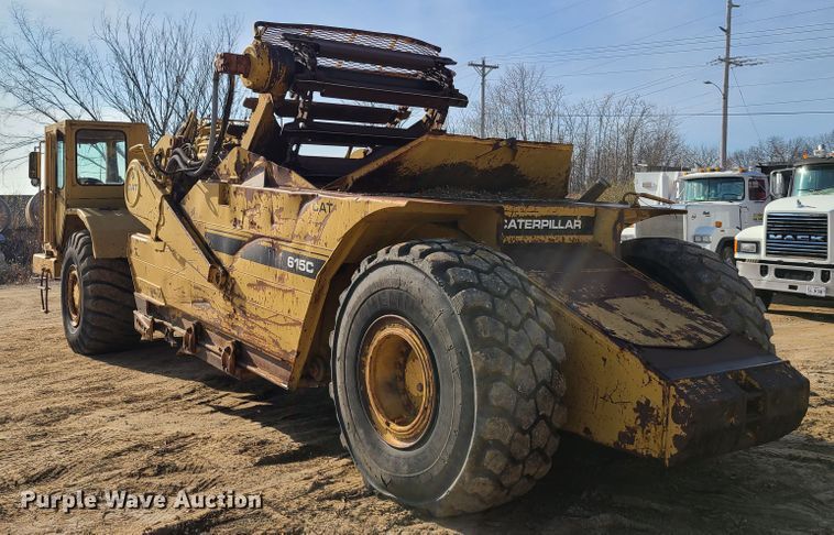 image for item HM9830 1989 Caterpillar 615C  elevating scraper