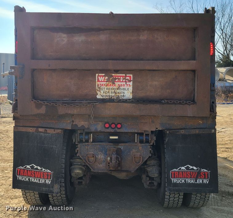 image for item HM9831 1991 Mack RD688S  dump truck