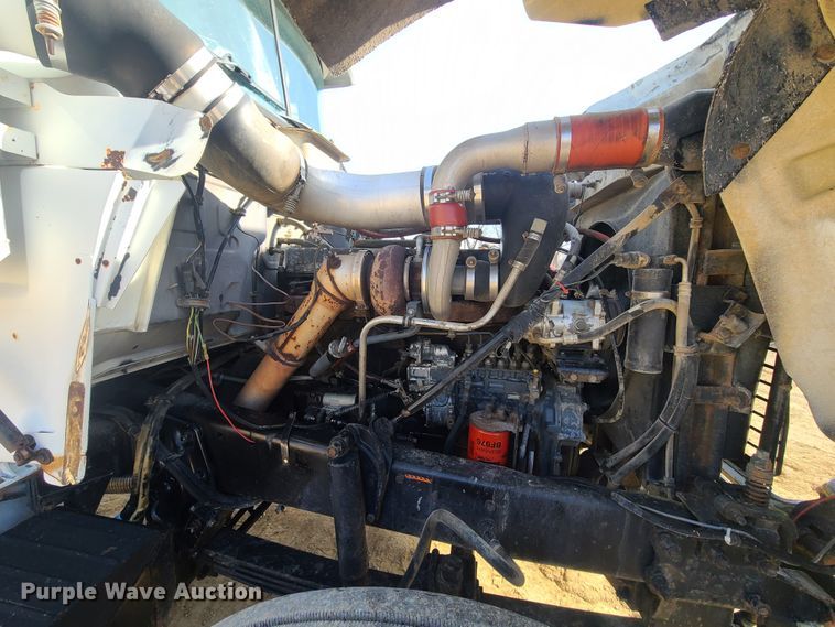 image for item HM9831 1991 Mack RD688S  dump truck