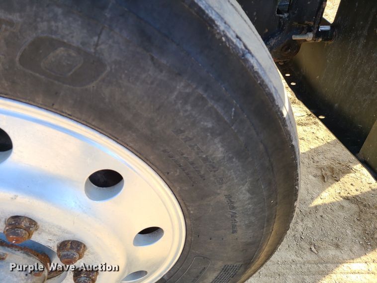 image for item HM9831 1991 Mack RD688S  dump truck