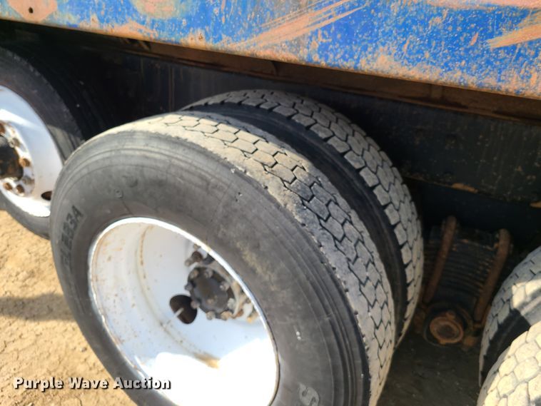 image for item HM9831 1991 Mack RD688S  dump truck